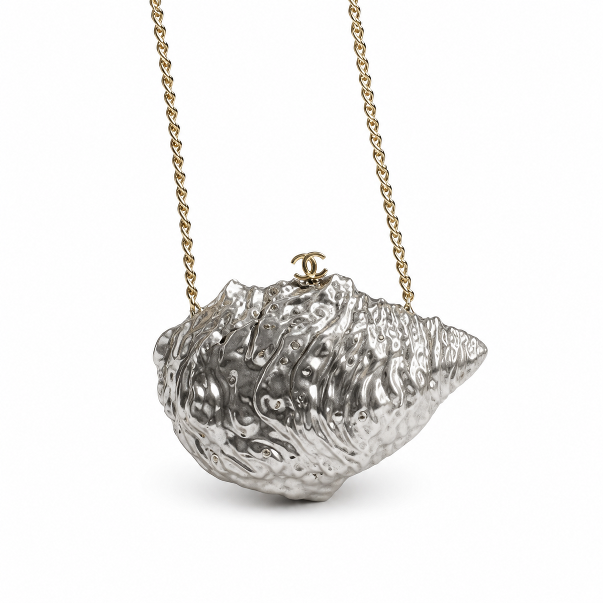 Chanel Silver Shell-Shaped Chain Clutch