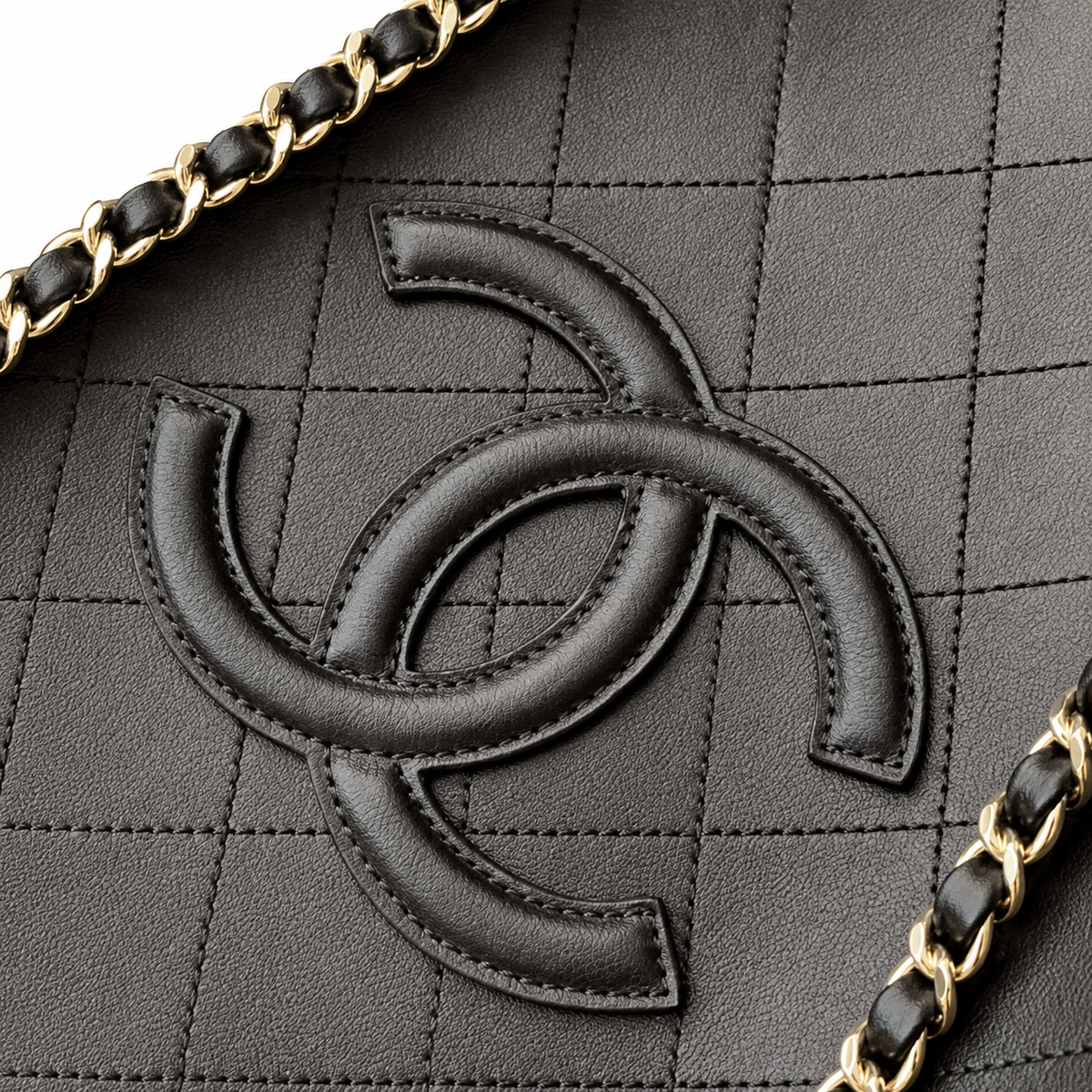 Chanel Diamond Quilted Chain Tote