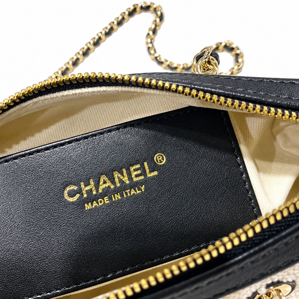 Chanel White Tweed Small Vanity Case with Chain
